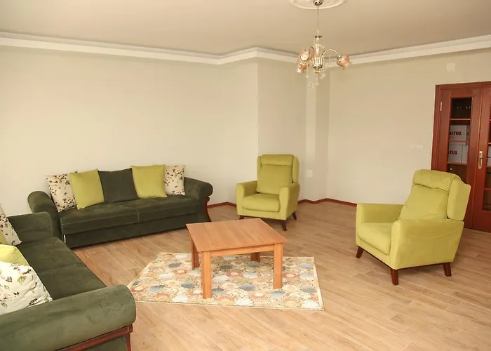 Royal Inn Seza Residence